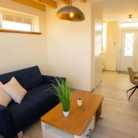 Holiday home Fischerhaeuschen Am Kurpark Neuharlingersiel