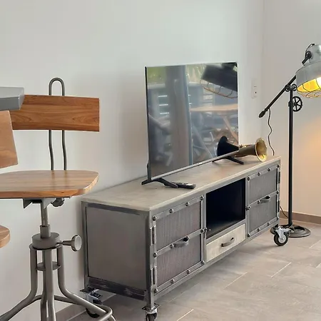 Fischerhaeuschen Am Kurpark 뉴할링거지어