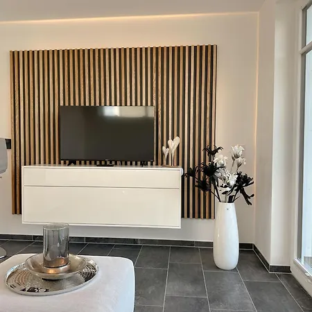 Fischerhaeuschen Am Kurpark